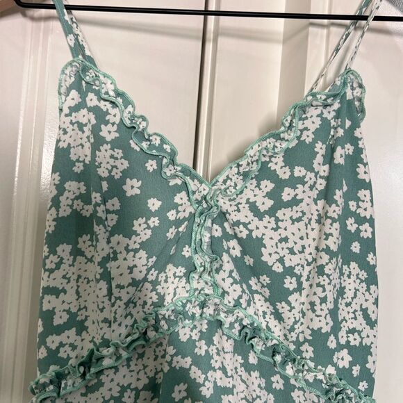 Love tree mint blue and white summer dress ruffle floral women’s size large P456 - Picture 3 of 5